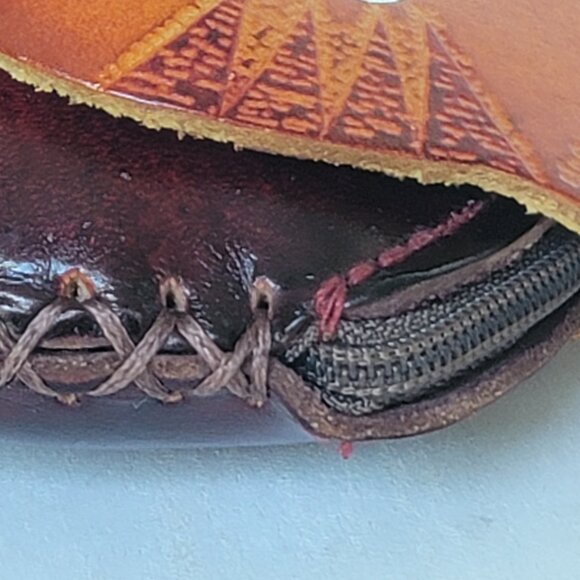 Leather Cat Kitty Face With Fish Charm Handcrafted Wristlet Coin Change Pouch - Picture 16 of 16